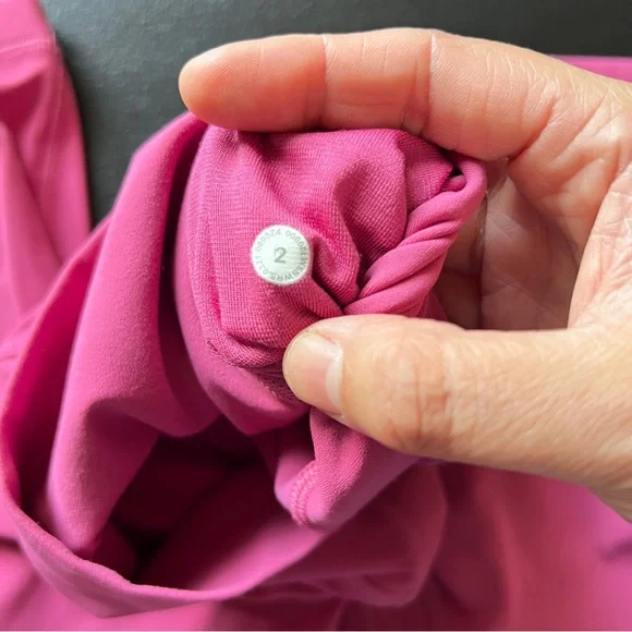 Lululemon Align High Rise Pink Leggings Size 2 Gym Activewear Yoga - Picture 7 of 7